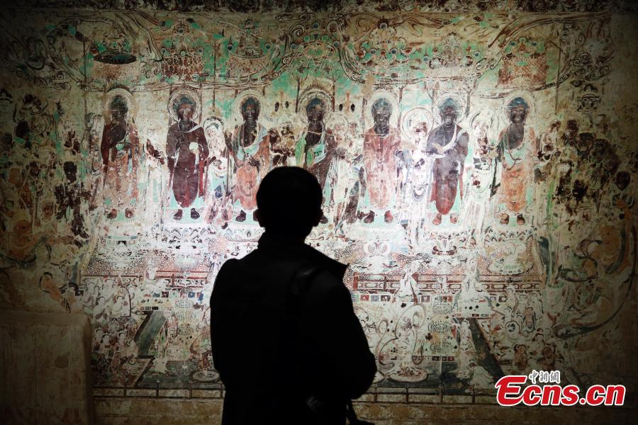 Exposição sobre as Cavernas de Dunhuang realizada em Shanghai