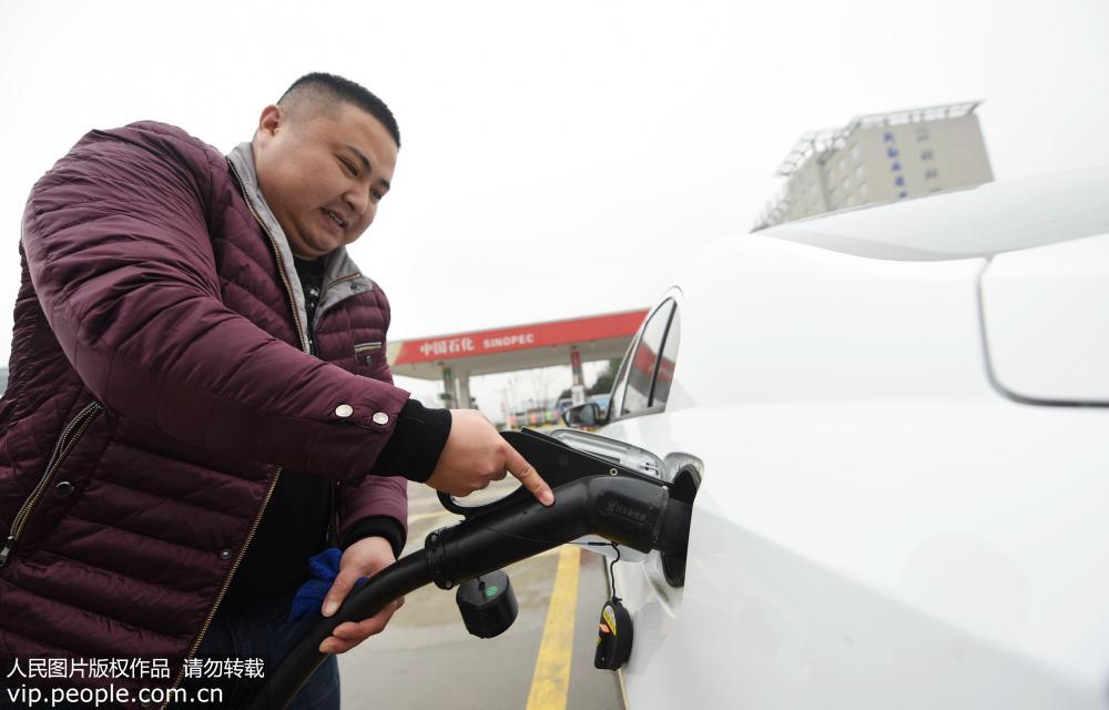 Primeira estação integrada de serviços energéticos abre em Hangzhou