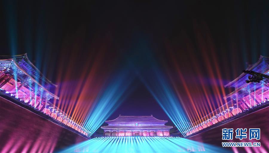 Festival das Lanternas: Cidade Proibida aberta pela primeira vez ao público à noite