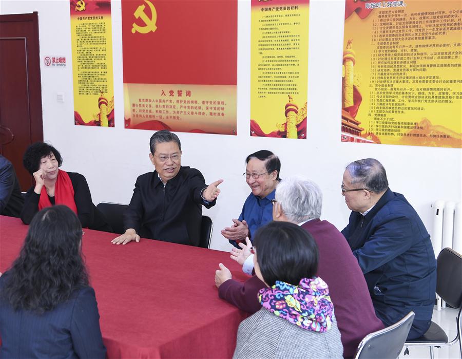 Alto líder do PCCh destaca estrita governança do Partido