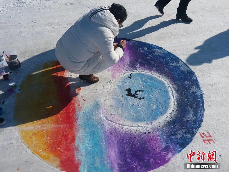 Galeria: Neve inspira criatividade artística na Mongólia Interior