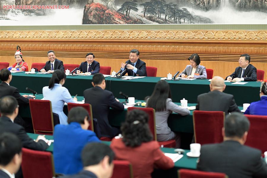 Xi participa de deliberação com deputados de Fujian na sessão legislativa anual