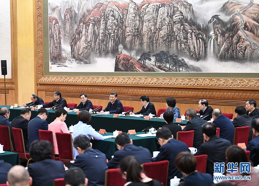 Presidente chinês sublinha importância de educação ideológica e política em escolas
