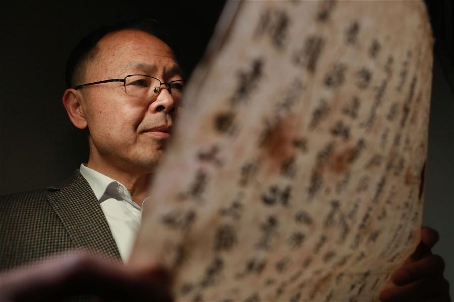 Wang Zongxun: Curador de museu dedicado a proteger documentos antigos em Guizhou