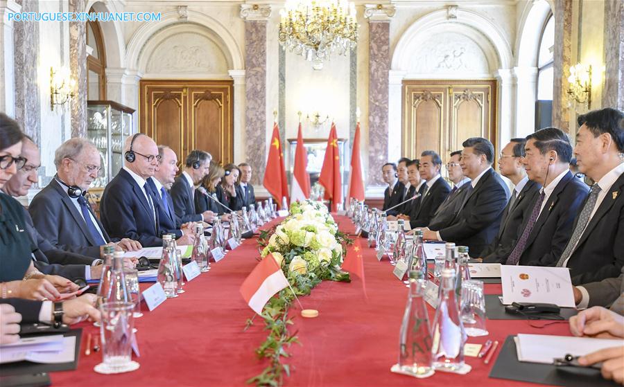 Xi realiza conversações com príncipe Albert II sobre fortalecimento dos laços China-Mônaco