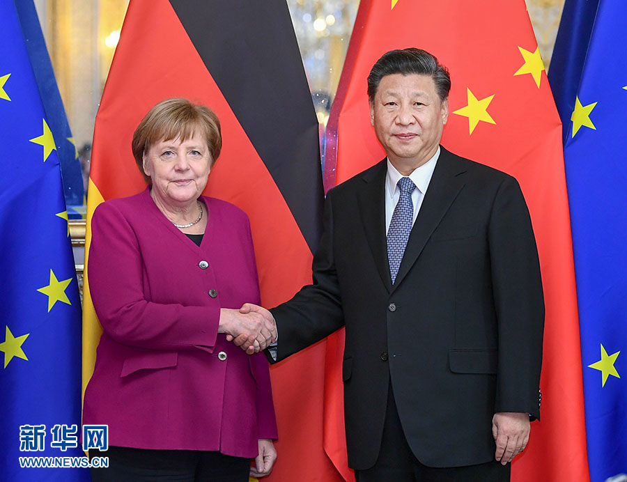 Xi apresenta proposta de três pontos sobre laços China-Alemanha durante reunião com Merkel