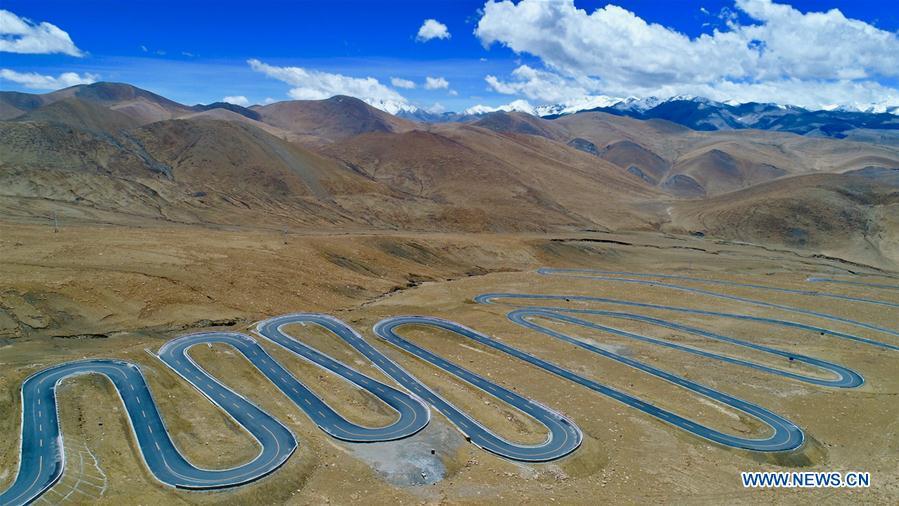 A infraestrutura do Tibete é aprimorada com a rede de transporte abrangente