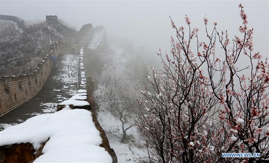 Galeria:Beijing celebra a neve em abril