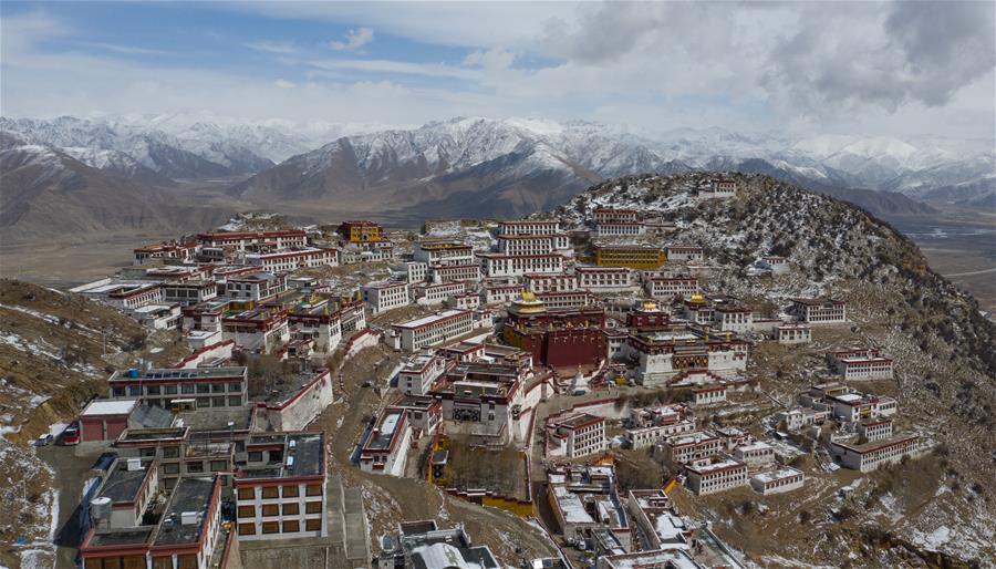 Galeria:Templo Gandan em Lhasa: o mais antigo entre os mosteiros da Seita Amarela