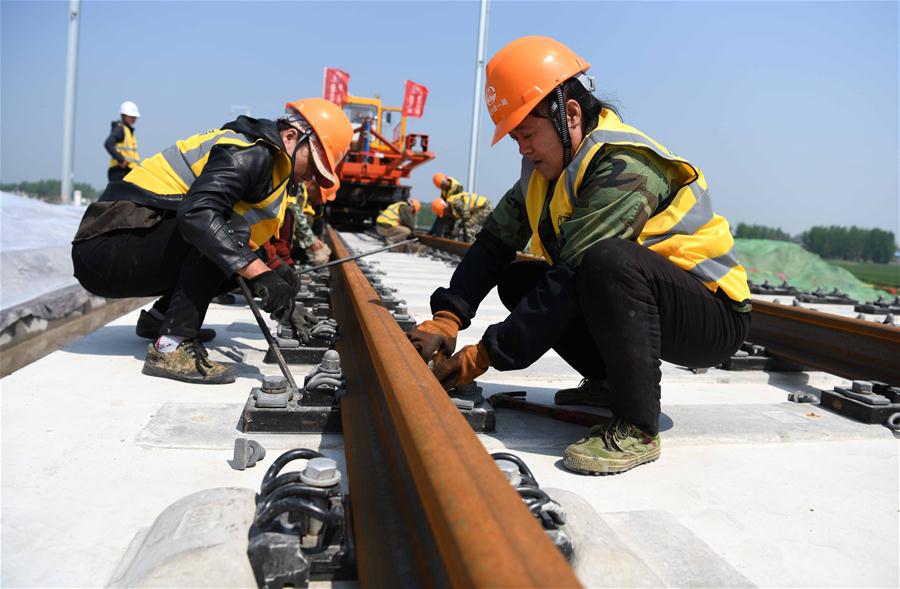 Ferrovia Zhengzhou-Fuyang deve iniciar operação no final de 2019