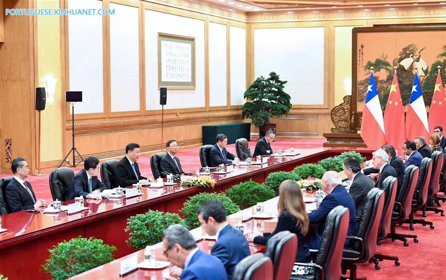 Presidentes da China e do Chile realizam conversações