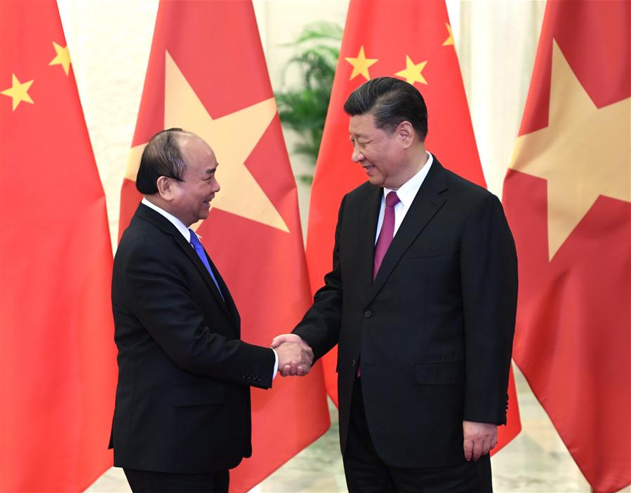 Xi Jinping reúne-se com premiê vietnamita
