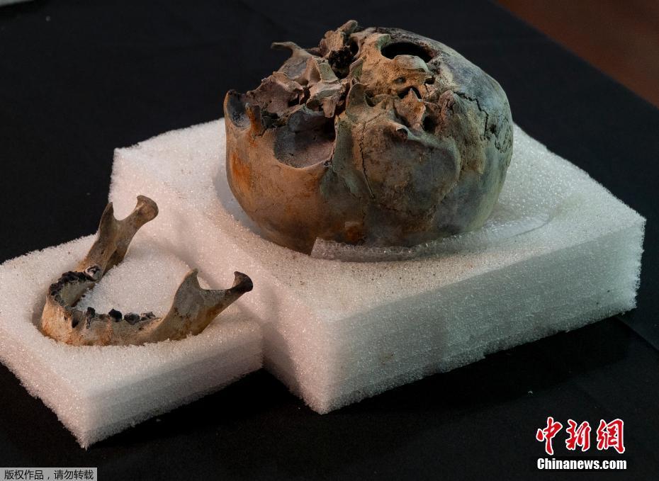 Brasil exibe relíquias resgatadas do incêndio no Museu Nacional