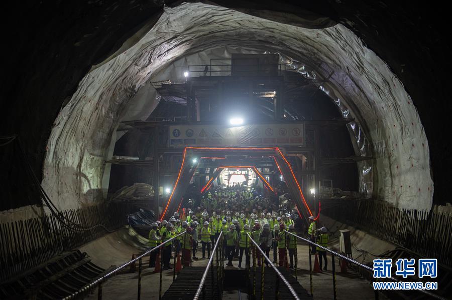Indonésia: Finalizam escavações do túnel de Walini da ferrovia Jacarta-Bandung