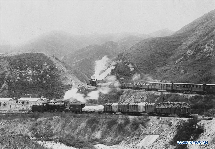 Ferrovia centenária testemunha “velocidade da China”

