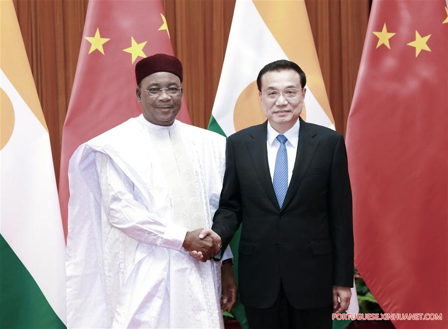 Premiê chinês reúne-se com presidente do Níger