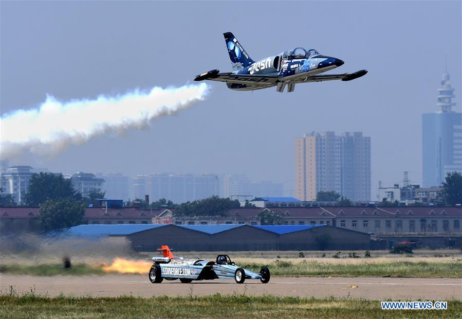 Galeria: 11º Festival de Cultura e Turismo de Esportes Aéreos inaugurado em Henan