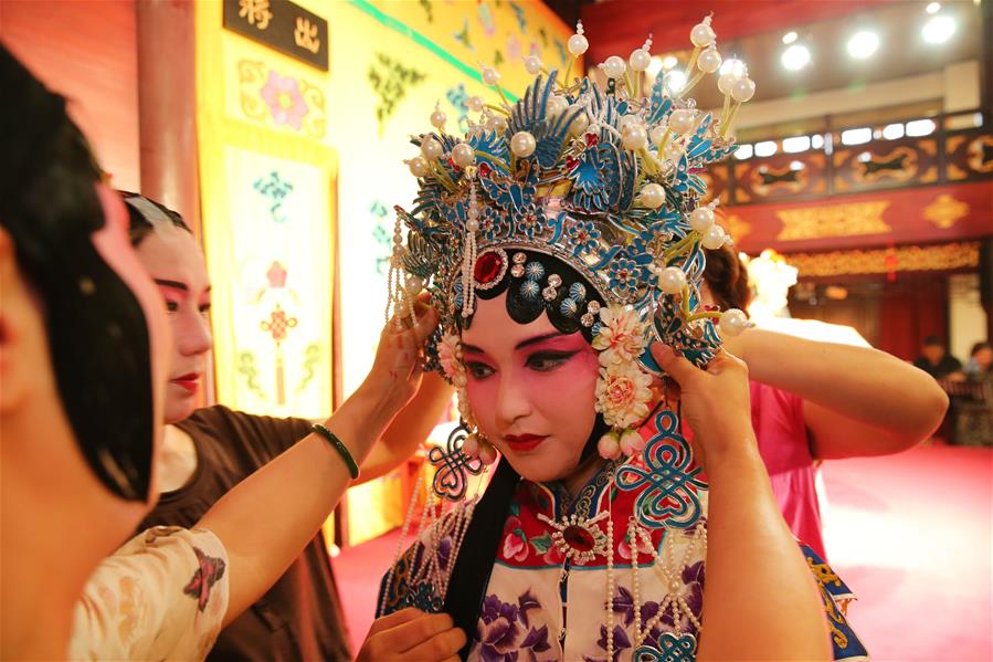 Adolescentes chineses no exterior buscam suas origens culturais em Jiangsu