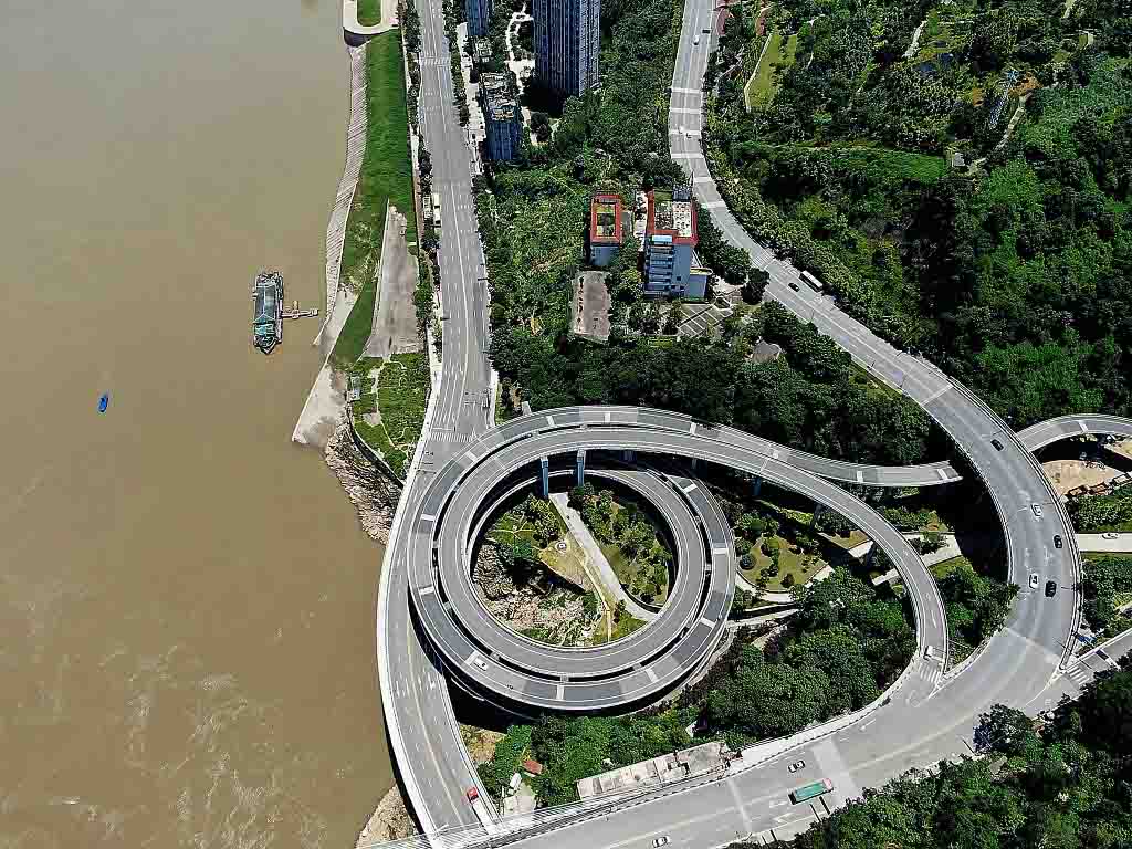 Chongqing: vista aérea do viaduto em espiral de Fuling