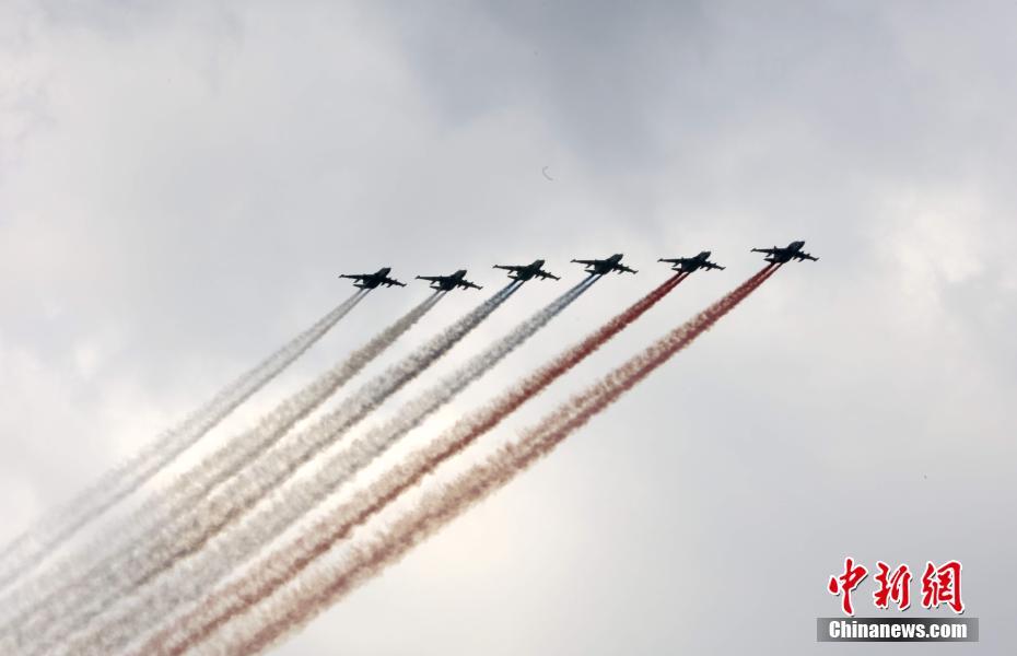 Rússia detém a celebração do dia da marinha com desfile naval