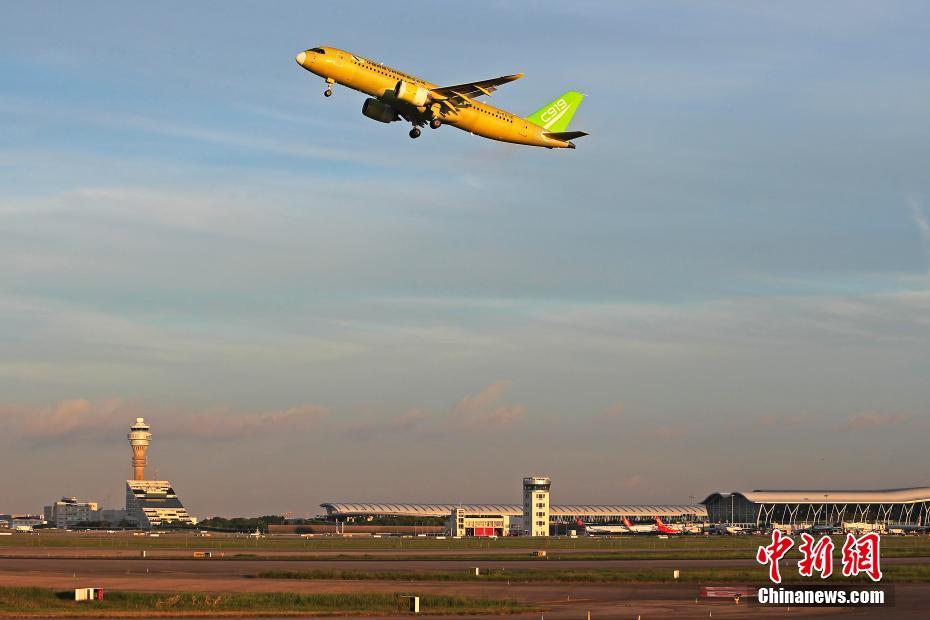 Quarto avião C919 completa primeiro teste de voo