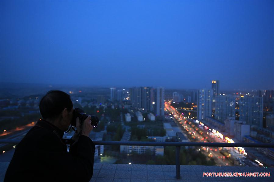 Fotos: mudanças em Korla pelas lentes de Li Hanchao