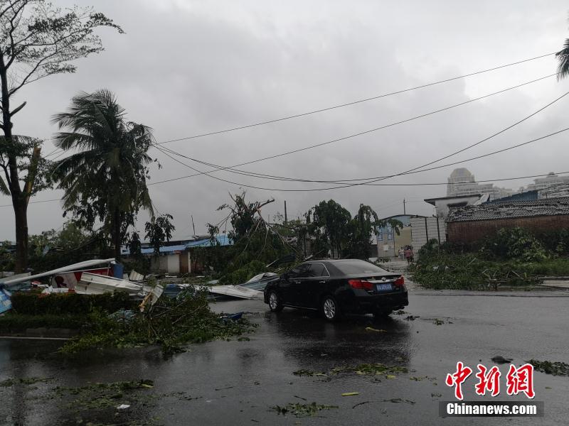 Tornado deixa 8 mortos em Hainan