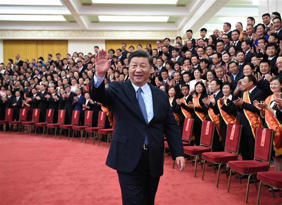 Xi pede à Sociedade da Cruz Vermelha da China que dê novas contribuições