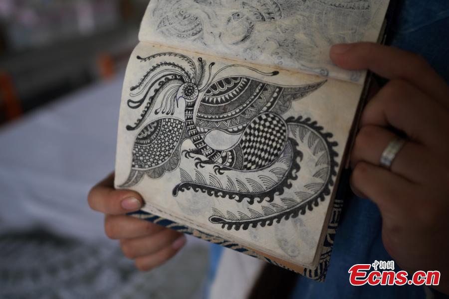 Guizhou: Artesanato tradicional ajuda população a sair da pobreza