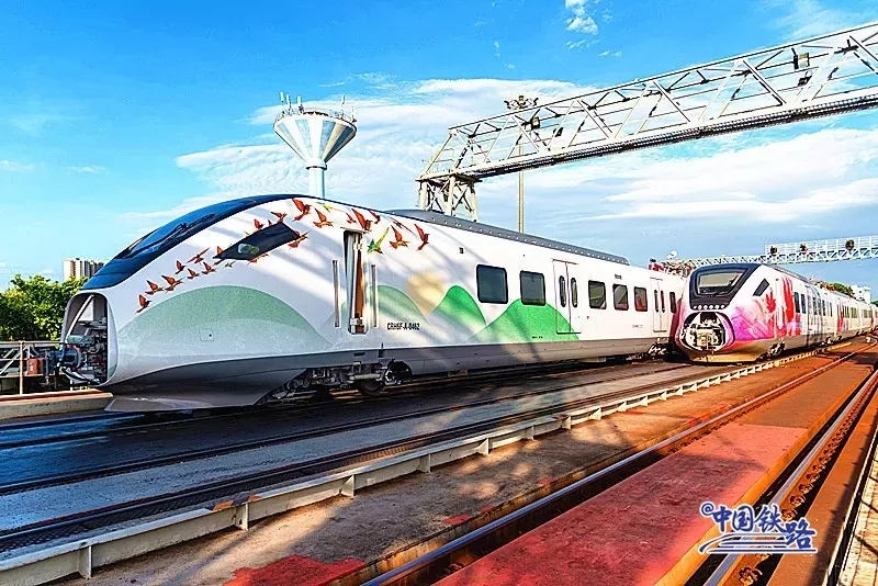 Novos revestimentos para trens de alta velocidade de Haikou apresentados