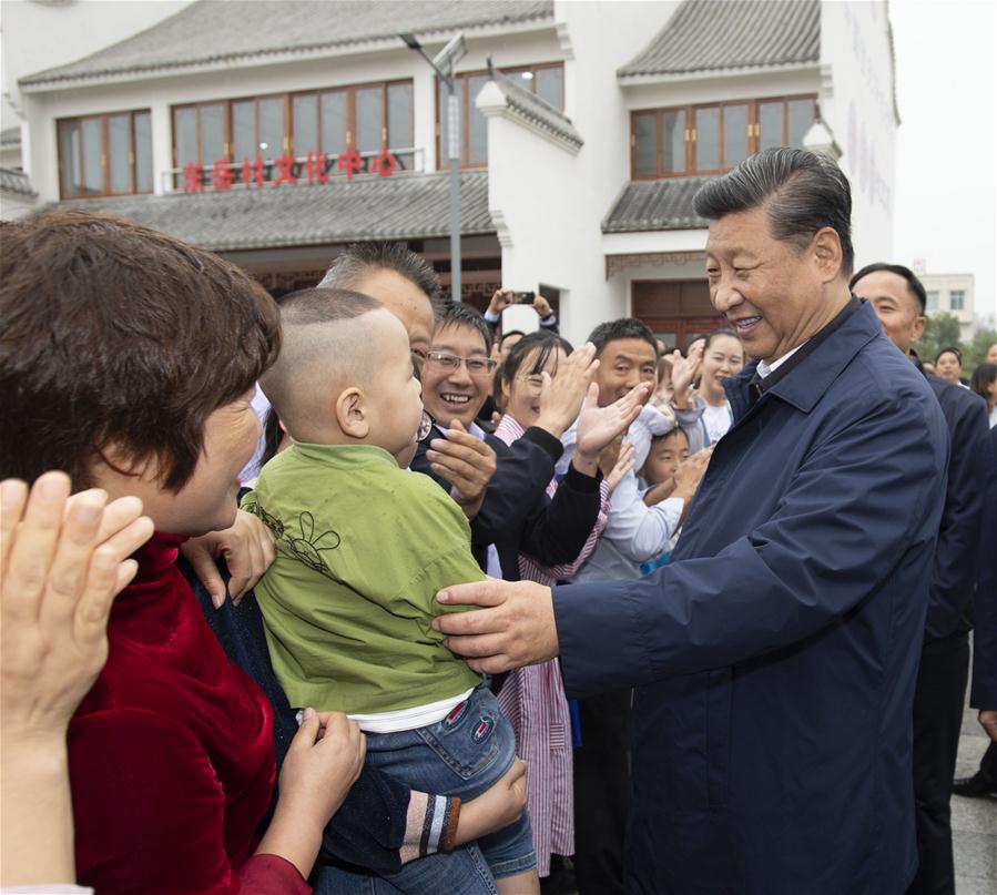 Xi enfatiza confiança e trabalho árduo durante inspeção no centro da China