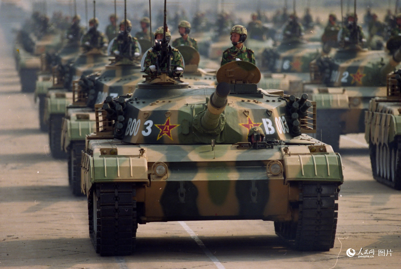 Galeria: parada militar celebrou 50º aniversário da fundação da Nova China (1999)