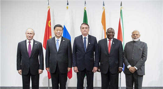 Xi pede que BRICS reforce a parceria estratégica e melhore a governança global
