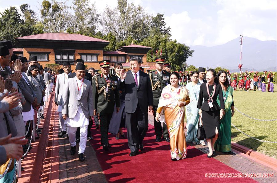 Xi retorna a Beijing após reunião informal com premiê indiano e visita ao Nepal