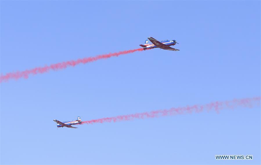Força Aérea do ELP celebra 70º aniversário com atividade comemorativa
