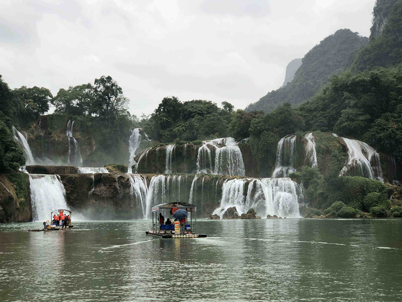 Cachoeira transnacional sino-vietnamita será projeto piloto de cooperação turística sob iniciativa “Cinturão e Rota”