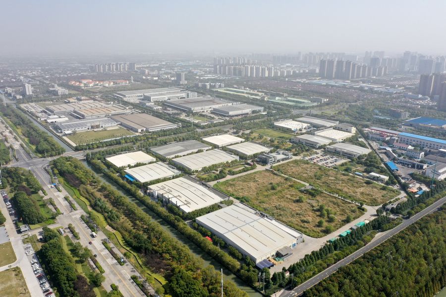 Tendência de investimento estrangeiro no setor manufatureiro da China permanece inalterada, diz Ministério do Comércio