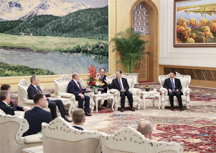 Alto funcionário do PCCh se reúne com delegação comunista da Rússia