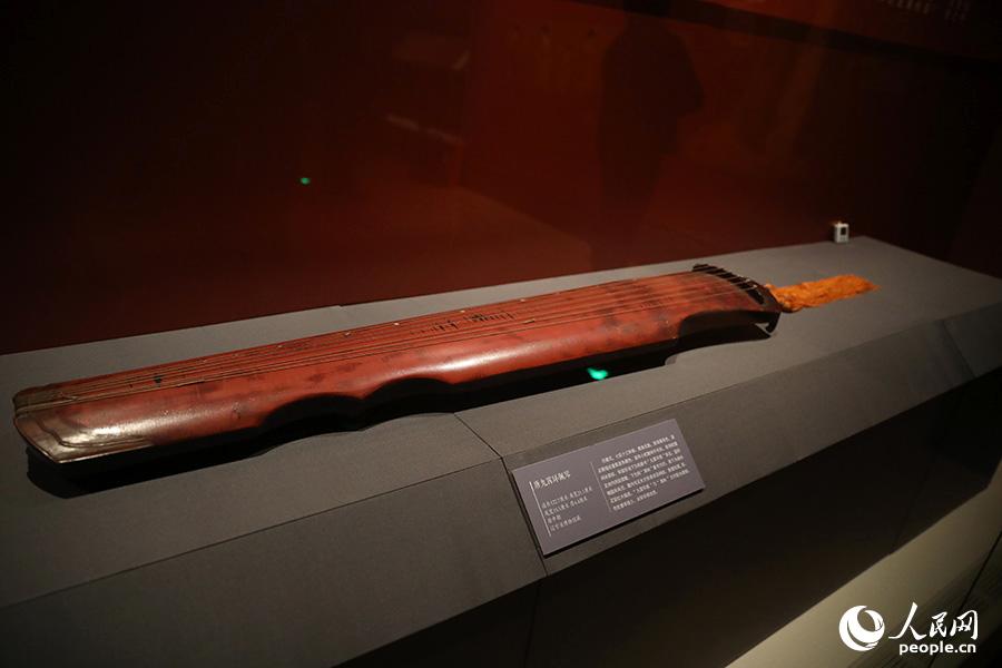 Exposição de relíquias culturais da dinastia Tang realizada em Museu da província de Liaoning