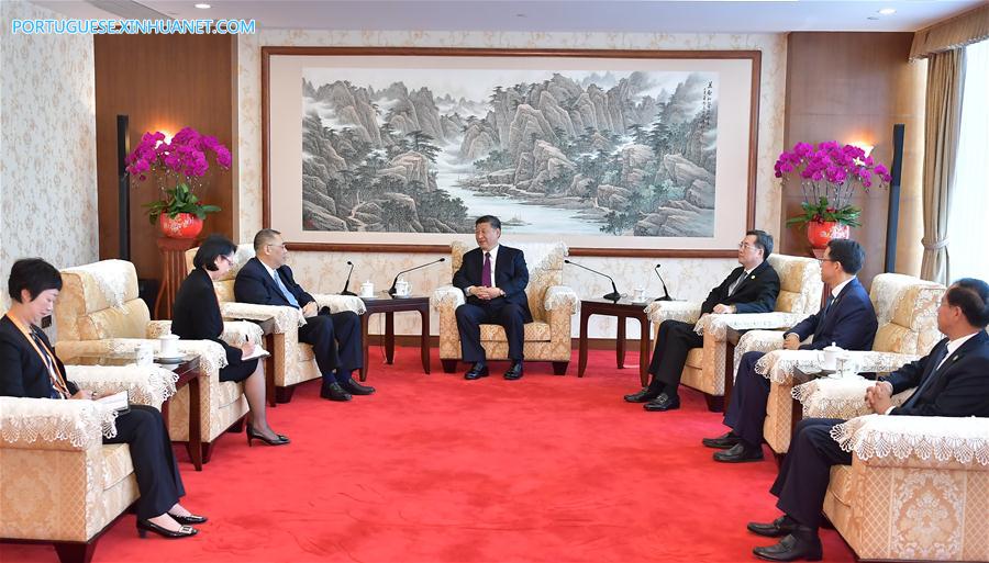 Presidente Xi se reúne com chefe do Executivo da RAEM