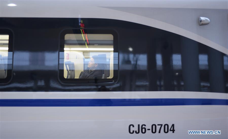 Hunan: trens-bala interurbanos colocados em operação