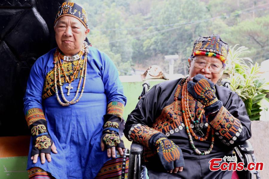 Apelos surgem em Taiwan por preservação de tradição de tatuagens de grupo étnico local