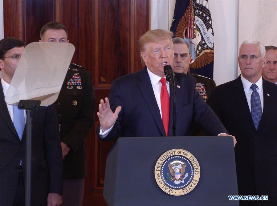 Trump afirma que não houve vítimas americanas em ataques iranianos, sinalizando uma descalcificação