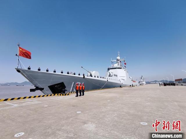 China envia nova frota naval para missão de escolta

