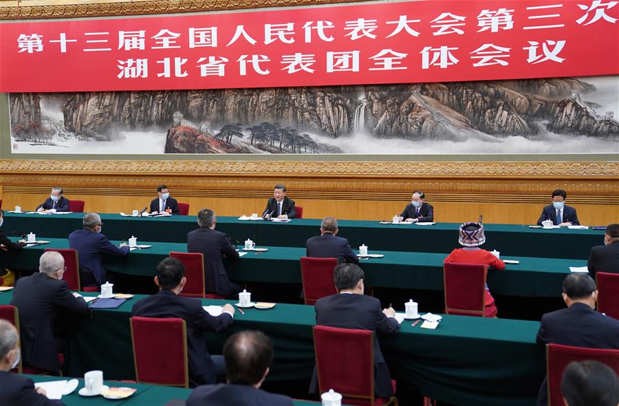 Xi participa de deliberação da delegação de Hubei na sessão legislativa nacional anual

