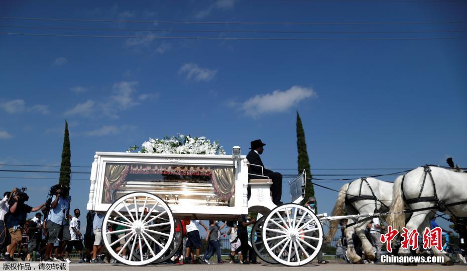 Funeral de George Floyd realiza-se em Houston