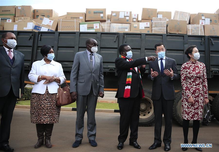 China doa segundo lote de suprimentos médicos anti-Covid-19 ao Zimbábue