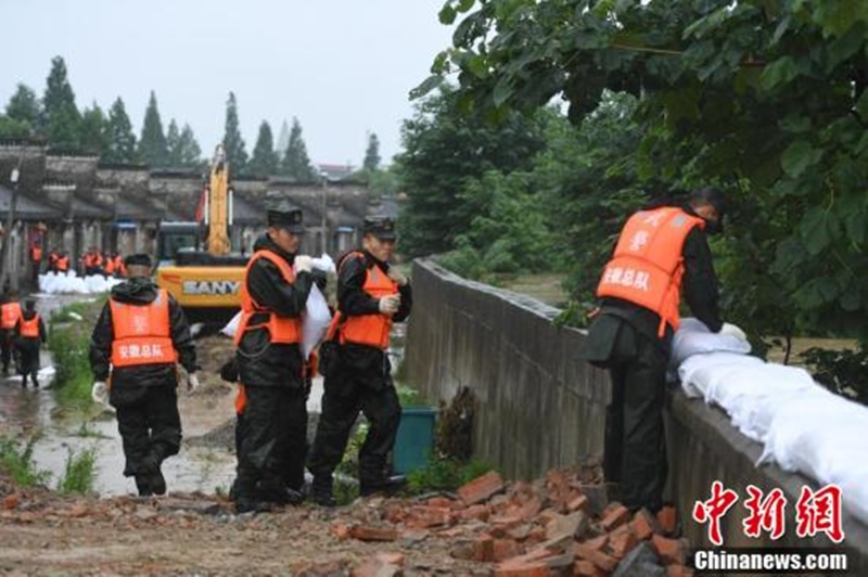 Anhui: templo em Chaohu destruído pelas cheias