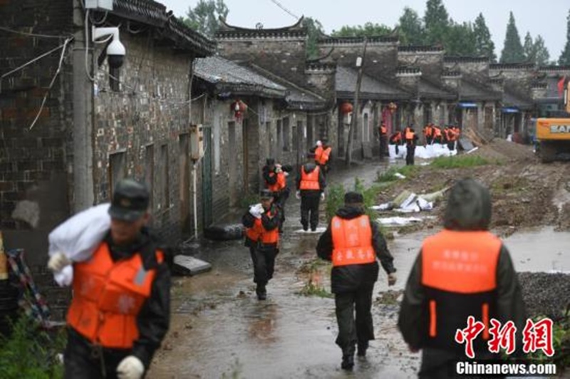Anhui: templo em Chaohu destruído pelas cheias