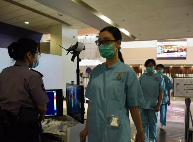 Hong Kong abre hospital de campanha para pacientes com Covid-19